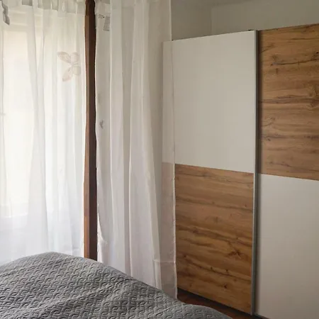 Prázdninový dům Awesome In W/ Wifi And 3 Bedrooms *